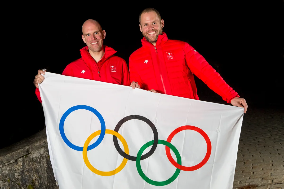Simon Schoch (links) nahm viermal an Olympischen Spielen teil, Philipp Schoch dreimal.  Die Tösstaler Alpin-Boarder Simon und Philipp Schoch nach ihrer Olympia-Teilnahme in Sotschi 2014.